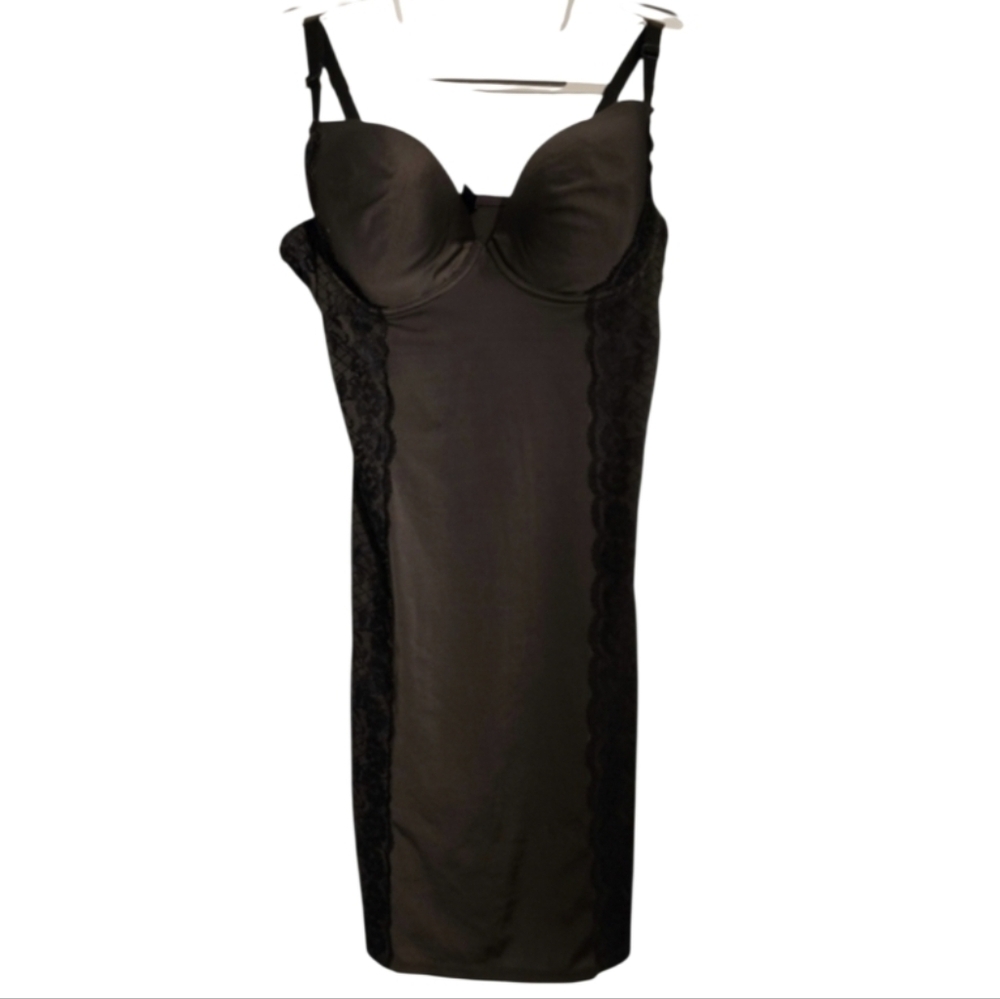 Marilyn Monroe Shapewear Slip Size 2X in EUC